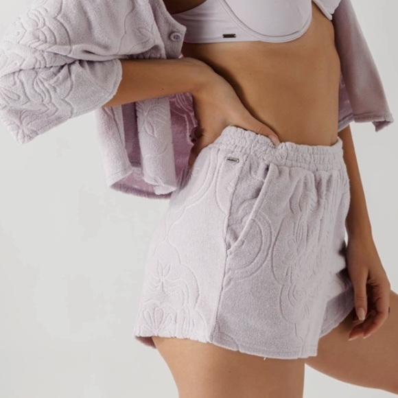 NWT O’Neill Cabana Tile Terrycloth Pull On Shorts in Purple - Picture 1 of 9